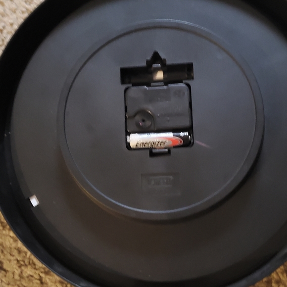 Tim Burton Nightmare Before Christmas Quartz Wall Clock Jack and Sally - Picture 2 of 2